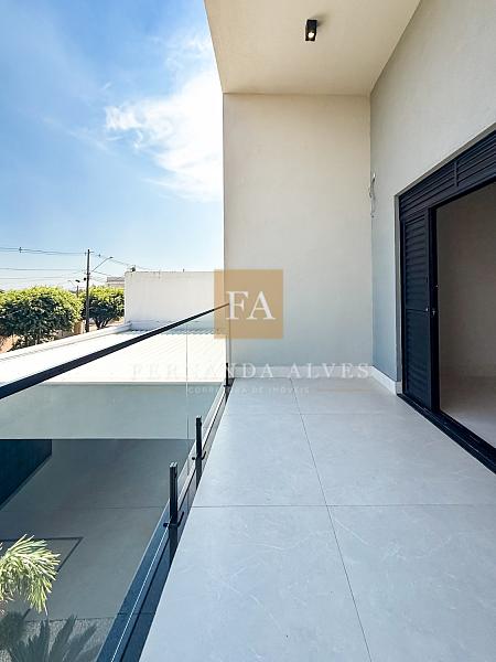 Casa com 3 quartos à venda, 353m², 5 banheiros, 2 garagens - Terras de Santa Bárbara - Santa Bárbara D'oeste — foto 2