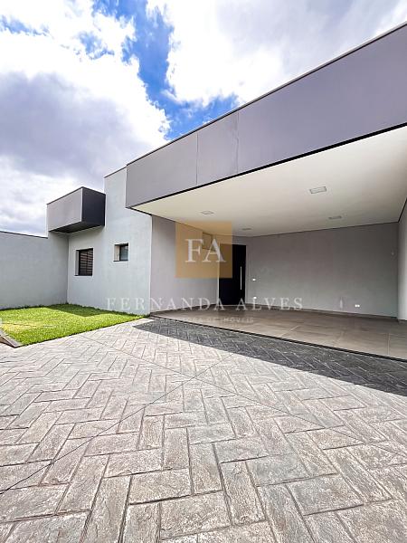 Casa no Bairro Terram�rica 1