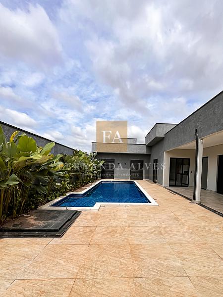 Casa no Jardim dos Lagos 1