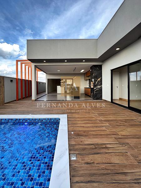 Casa � venda em Condom�nio Nova Odessa