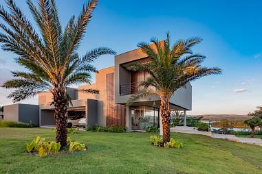 CASA À VENDA NO CONDOMINÍO LE PORTIER NAUTIC RESIDENCE