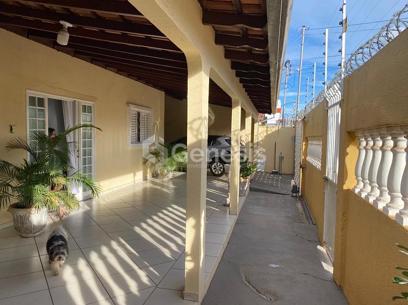 🏡 CASA � VENDA | EXCELENTE PARA MORADIA OU FINS COMERCIAIS 1
