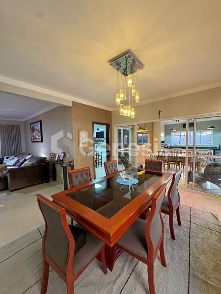 SOBRADO A VENDA 🏡✨ Sofistica��o, conforto e exclusividade no Alphaville 2 1