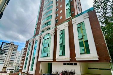 APARTAMENTO A VENDA EM BALNEARIO CAMBORIU PIONEIROS