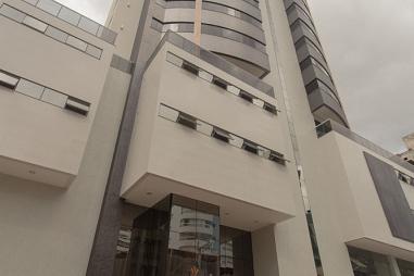 APARTAMENTO 4 SUÍTES Á VENDA EM BALNEÁRIO CAMBORIÚ