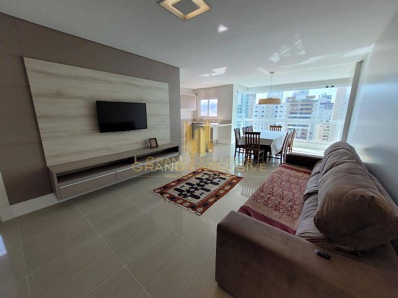 MOBILIADO, EXCELENTE POSIÇÃO SOLAR, 250 METROS DO MAR — foto 4