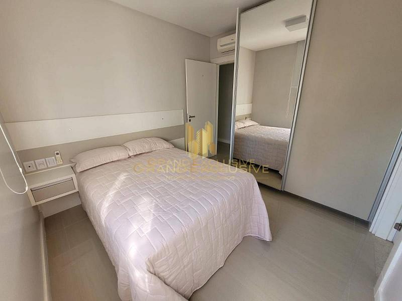 MOBILIADO, EXCELENTE POSIÇÃO SOLAR, 250 METROS DO MAR — foto 13