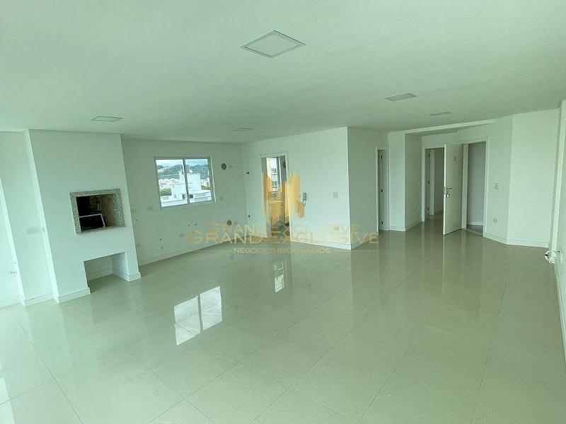 VISTA MAR, RODA GIGANTE, INCRÍVEL, 2 SUÍTES+2 DEMI, 3 VAGAS DE GARAGEM — foto 7