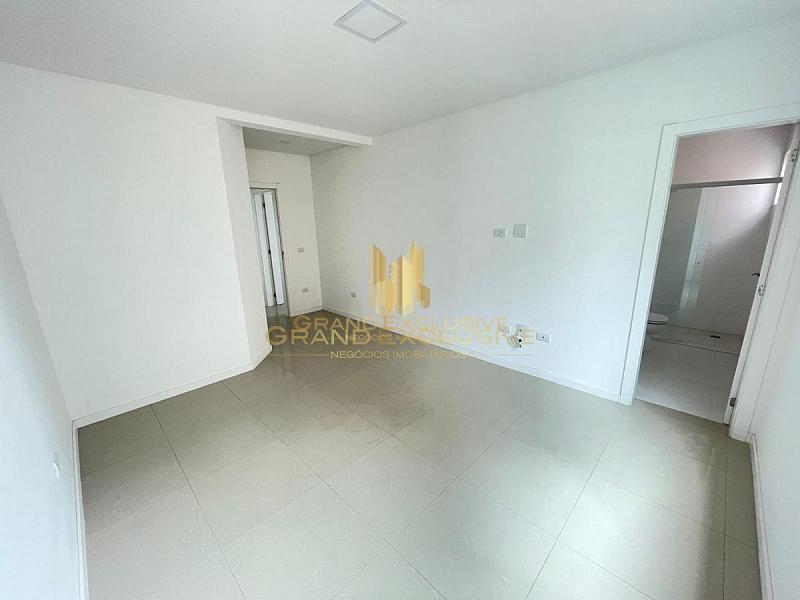 VISTA MAR, RODA GIGANTE, INCRÍVEL, 2 SUÍTES+2 DEMI, 3 VAGAS DE GARAGEM — foto 10