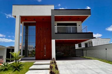 CASA ALTO PADRÃO NO CONDOMÍNIO CALEDONIA EM CAMBORIÚ