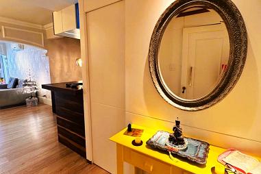 APARTAMENTO À VENDA COM 01 SUÍTE, CLOSET, LIVING PARA 02 AMBIENTES, COZINHA, SACADA INTEGRADA COM VISTA PARA A AV. CENTRAL E A AV. BRASIL