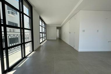 PRÉDIO COM 01 APARTAMENTO POR ANDAR, 10 PAVIMENTOS, COM 02 SUÍTES, 01 QUARTO, LAVABO, COZINHA GOURMET, LIVING, SACADA ABERTA. 02 VAGAS DE GARAGEM.