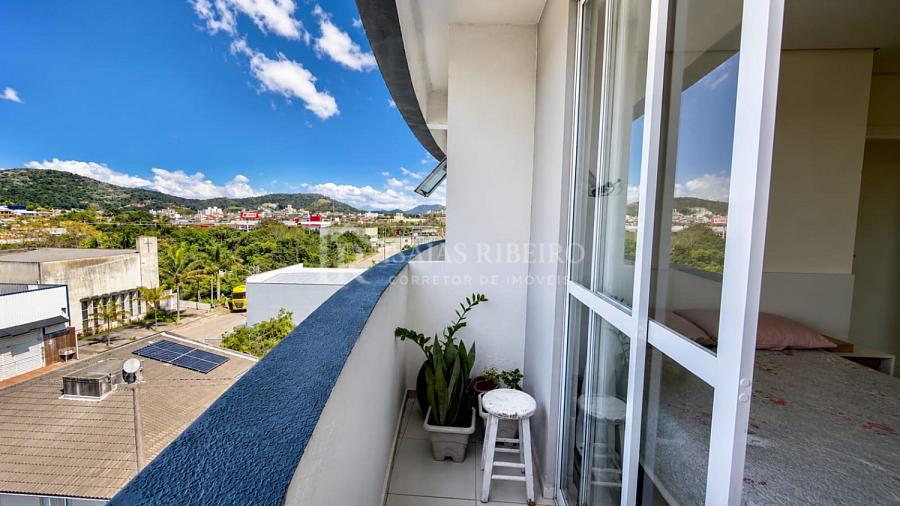 Apartamento mobiliado com 2 quartos e 2 sacadas em Areias, S�o Jos� - SC 12