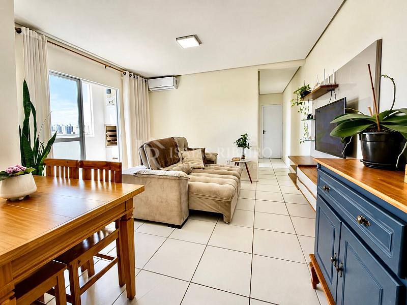 Apartamento mobiliado com 2 quartos e 2 sacadas em Areias, S�o Jos� - SC 3