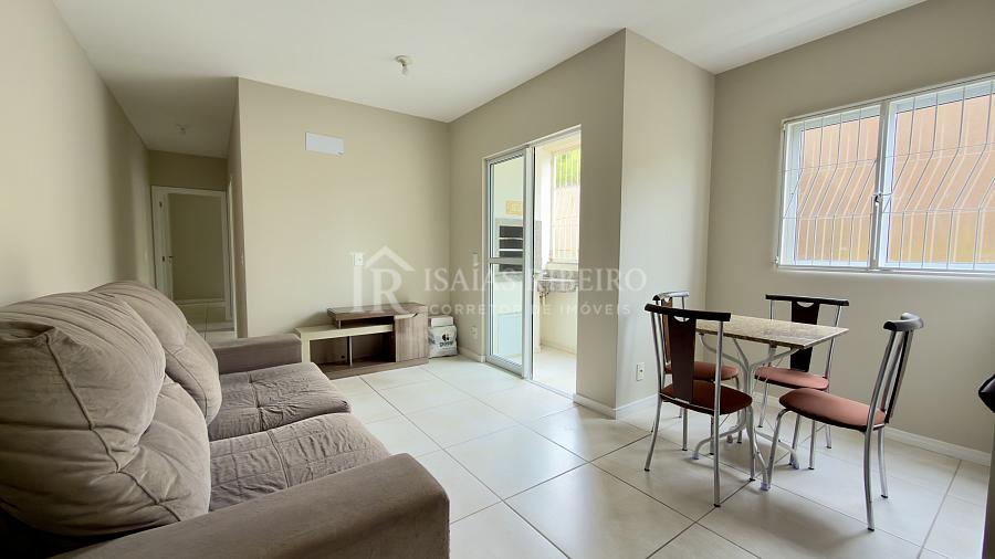 Apartamento amplo com 2 quartos e 2 sacadas em Areias, S�o Jos� 1