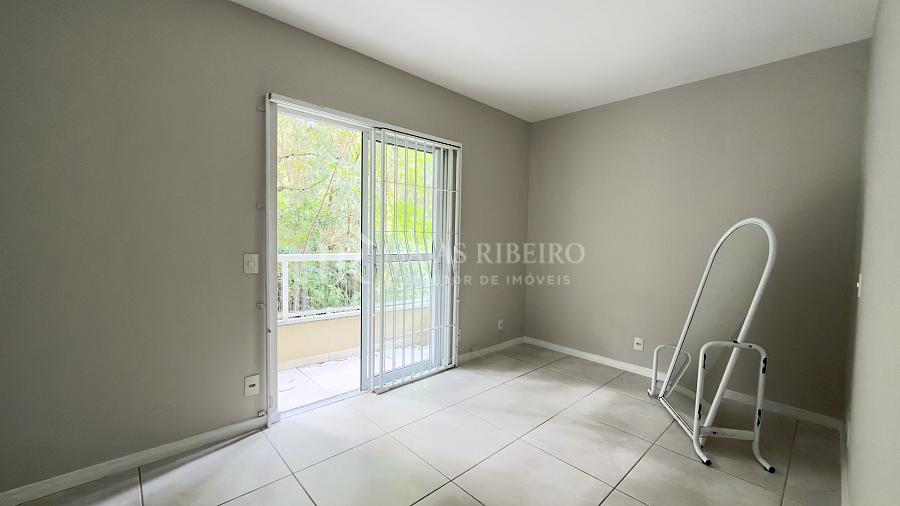 Apartamento amplo com 2 quartos e 2 sacadas em Areias, S�o Jos� 15