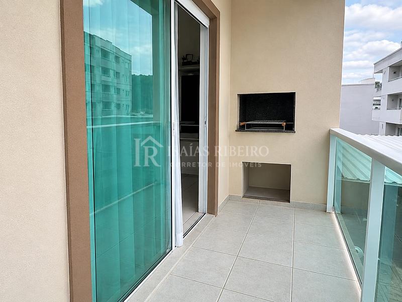 Apartamento amplo com 2 quartos e 1 banheiro em Areias, S�o Jos� 4