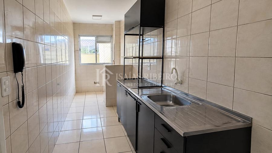 Apartamento com 2 quartos e 1 banheiro em Serraria, S�o Jos� 3