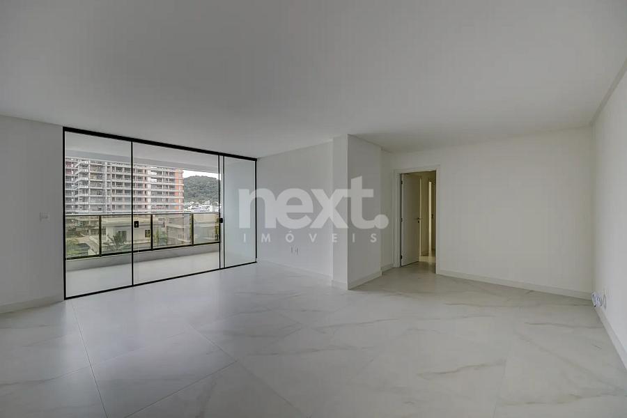 APARTAMENTO A VENDA- SURFERS PARADISE RESIDENCE- PRAIA BRAVA — foto 4