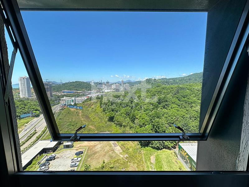 APARTAMENTO MOBILIADO A VENDA - EDIFÍCIO MAXHAUS - PRAIA BRAVA DE ITAJAÍ — foto 13