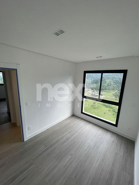 BRAVA GARDEN SEMI MOBILIADO - ANDAR ALTO - PRAIA BRAVA — foto 8