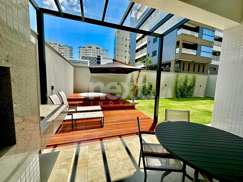 APARTAMENTO A VENDA- PRAIA BRAVA - FINAMENTE MOBILIADO E DECORADO — foto 2