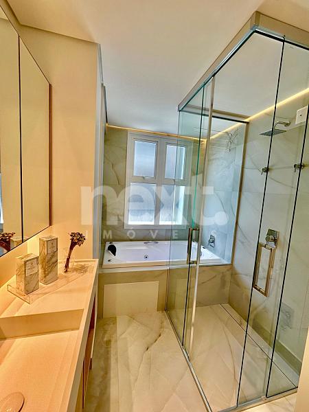 APARTAMENTO A VENDA- PRAIA BRAVA - FINAMENTE MOBILIADO E DECORADO — foto 16