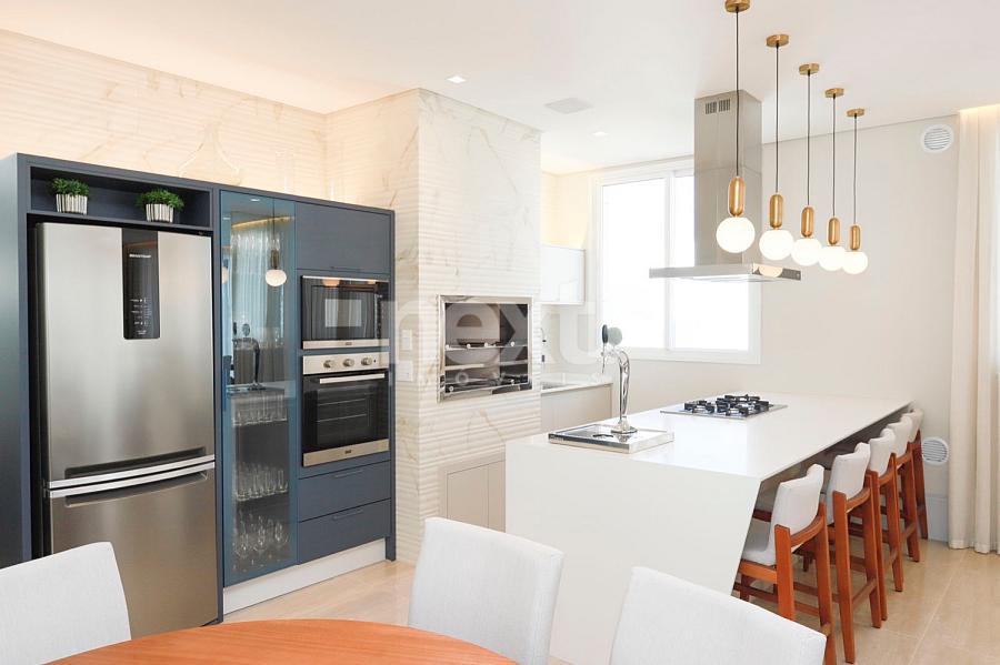 APARTAMENTO A VENDA- PRAIA BRAVA - FINAMENTE MOBILIADO E DECORADO — foto 17