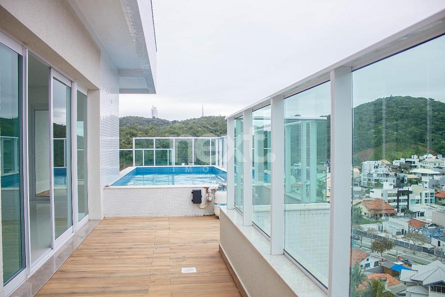 COBERTURA DUPLEX A VENDA - EDIFÍCIO SOLARES DA BRAVA - PRAIA BRAVA DE ITAJAÍ — foto 2