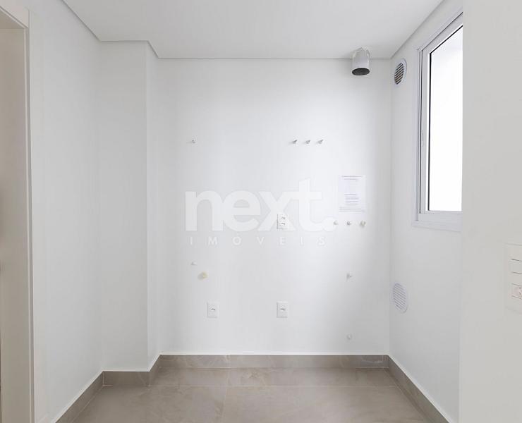 APARTAMENTO A VENDA- PRAIA BRAVA - DE FRENTE VISTA MAR — foto 9