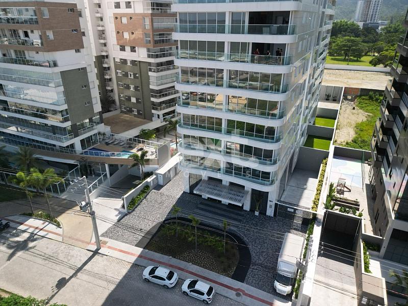 APARTAMENTO A VENDA- PRAIA BRAVA - DE FRENTE VISTA MAR — foto 16