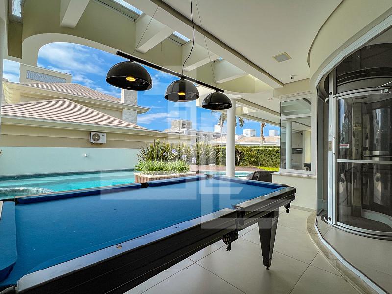 JURERÊ INT. 5 SUÍTES, JACUZZI, HIDRO — foto 13