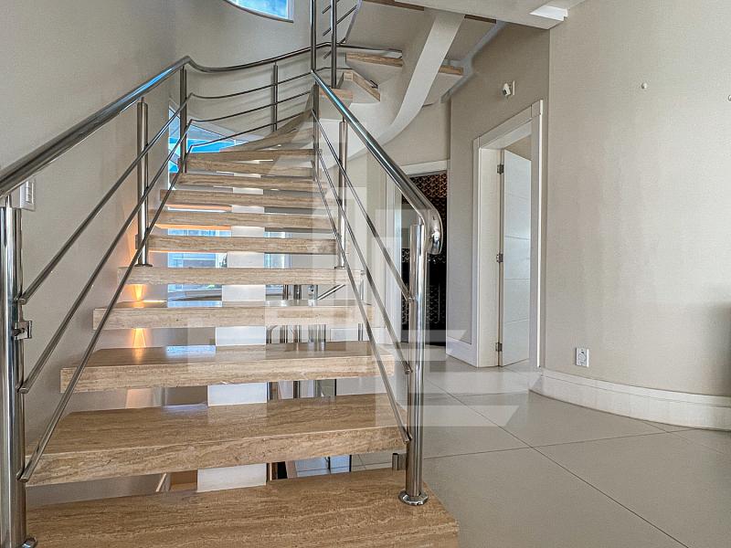 JURERÊ INT. 5 SUÍTES, JACUZZI, HIDRO — foto 18