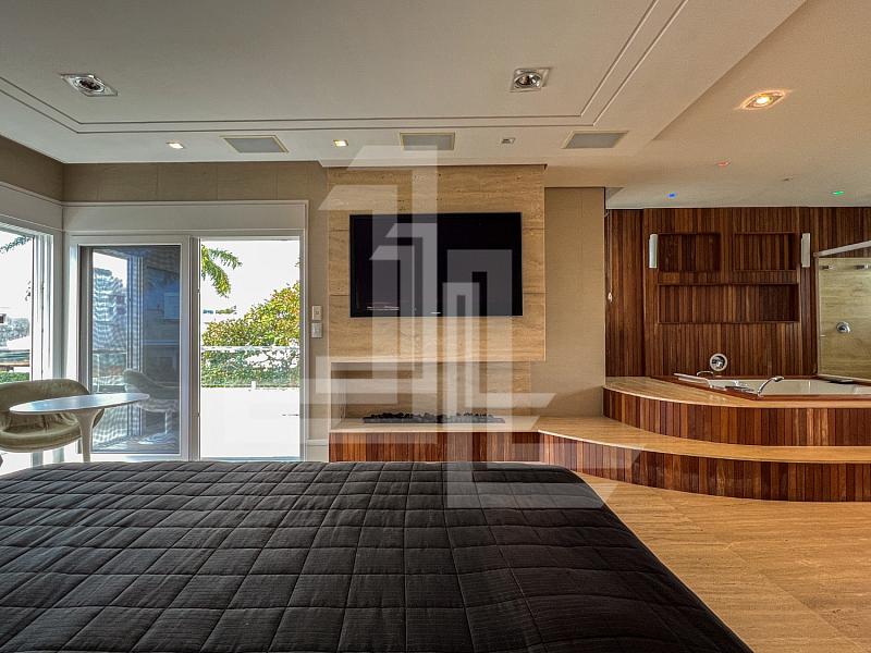 JURERÊ INT. 5 SUÍTES, JACUZZI, HIDRO — foto 29