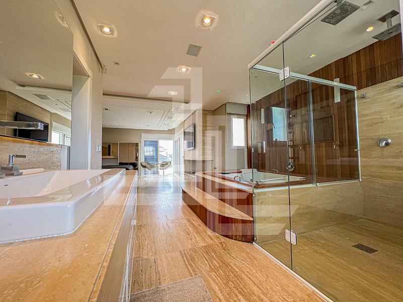 JURERÊ INT. 5 SUÍTES, JACUZZI, HIDRO — foto 30