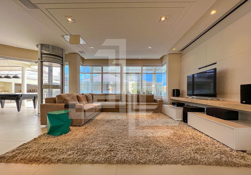 JURERÊ INT. 5 SUÍTES, JACUZZI, HIDRO — foto 4