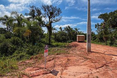 Terreno limpo à Venda