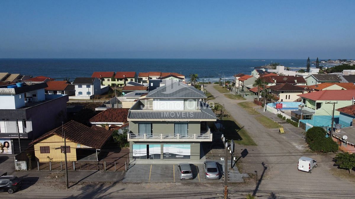 Sobrado, Duplex com sala comercial - Balneário Brasília - Itapoá - Brasilia