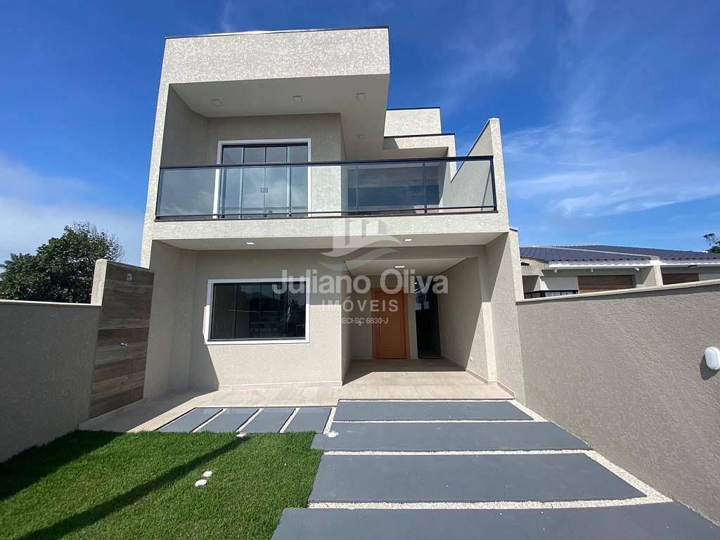 Sobrado com Piscina á 350m do Mar - Itapoá - Volta ao Mundo I