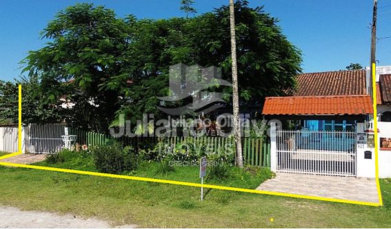 Casa, Casa à Venda com 2 Suítes à 280m do mar - Barra do Saí - Itapoá - Barra do Sai