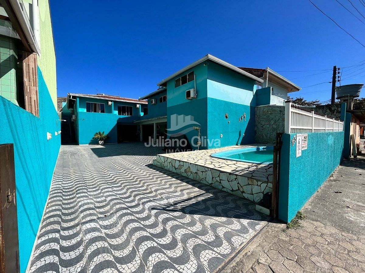 Casa, Casa Residencial + Kitnetes para aluguel de temporada - Itapoá - Brasilia