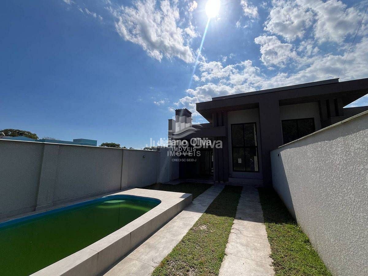 Casa, Casa à Venda Com 3 Dormitórios e Piscina - Itapoá - Barra do Sai