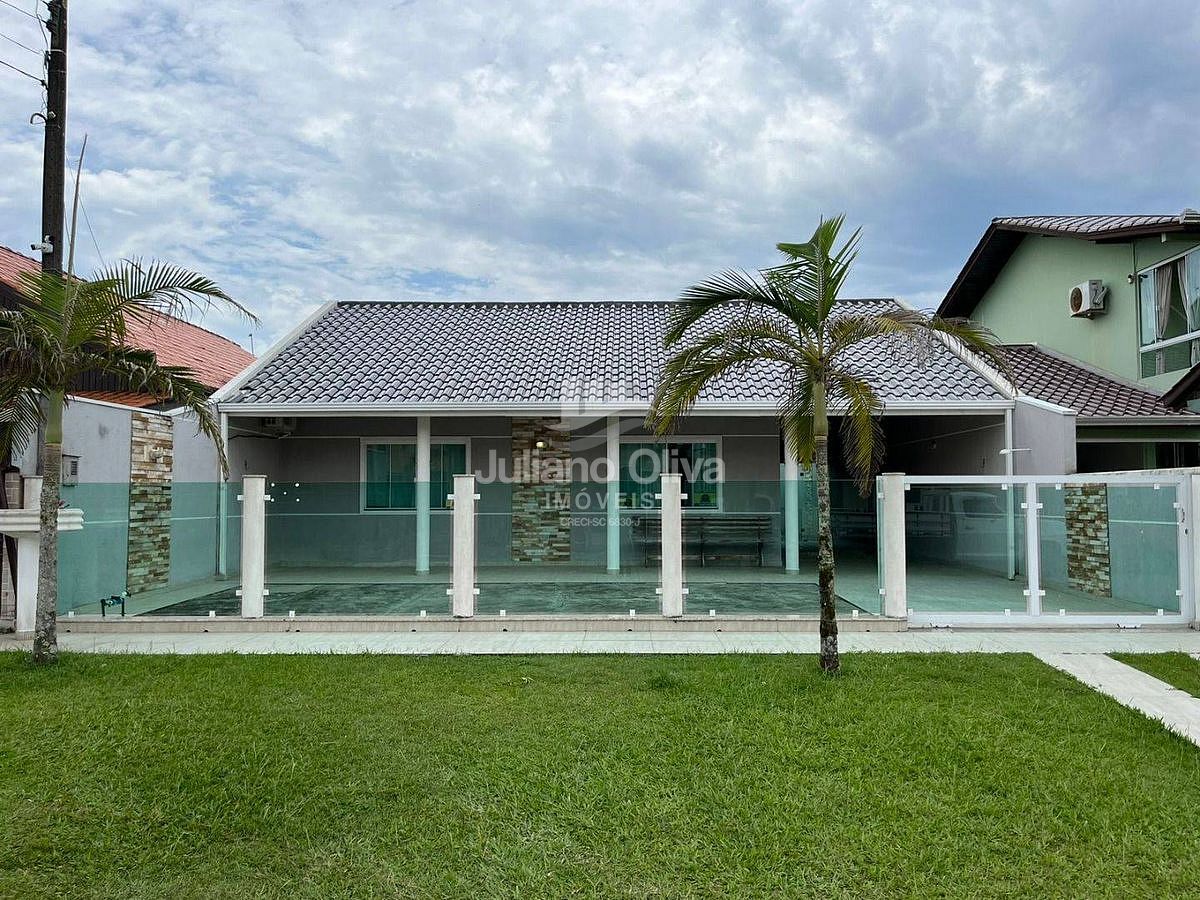 Casa, Casa à Venda com Piscina e Suíte - Brasília - Itapoá - Brasilia