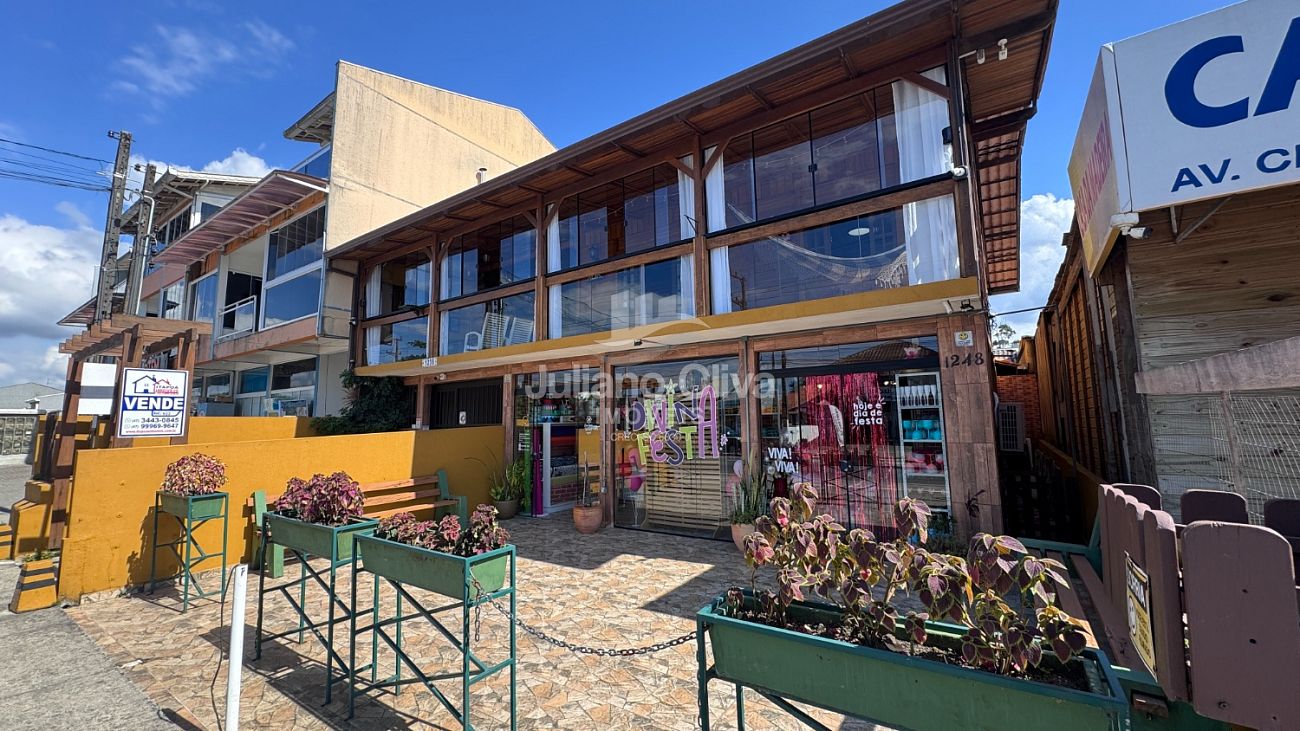 Casa, Casa com Loja Comercial na Avenida Celso Ramos - Itapoá - Itapema do Norte