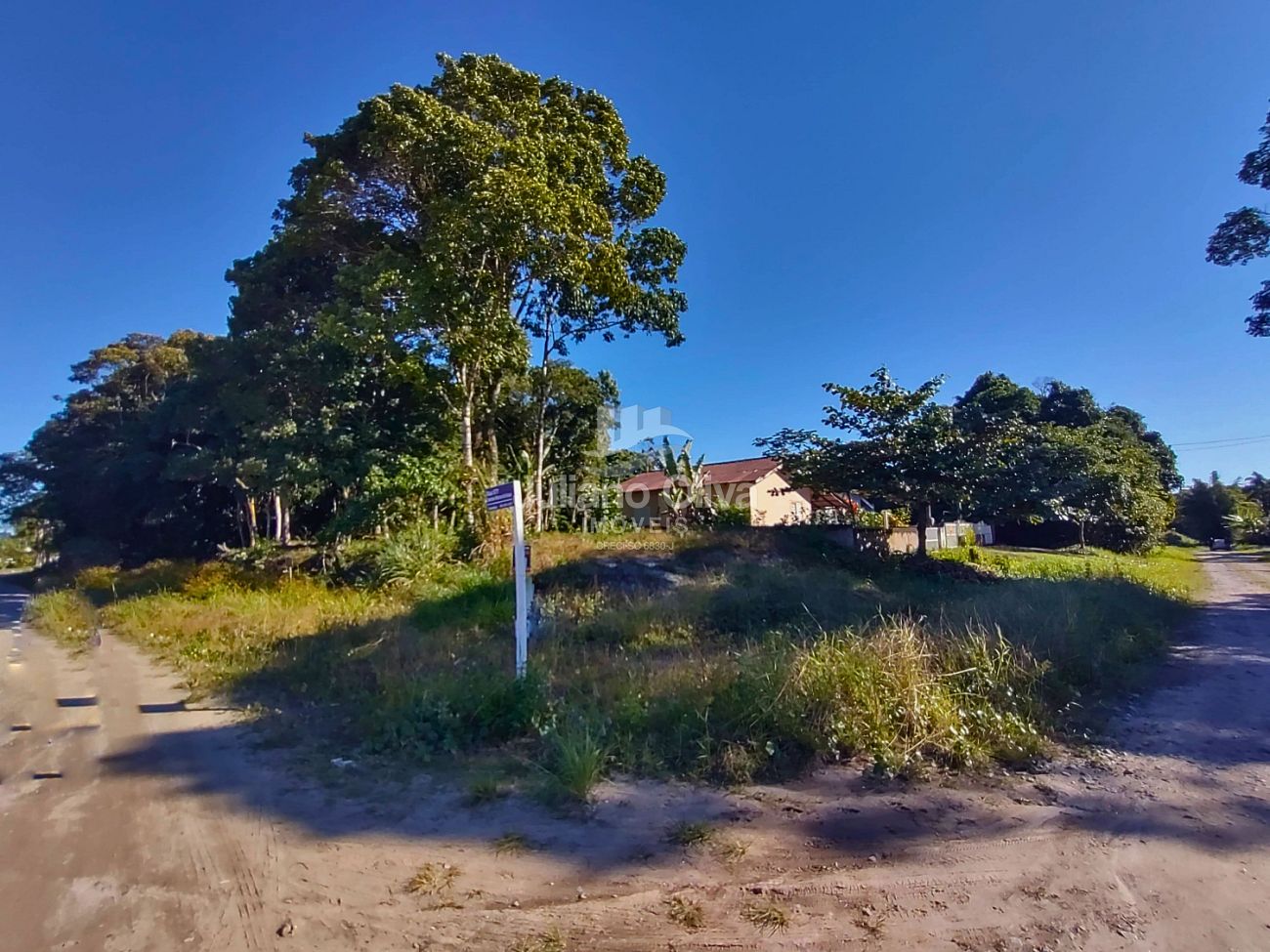 Terreno, Lote inteiro a venda no Cambiju de Esquina - Itapoá - Cambiju