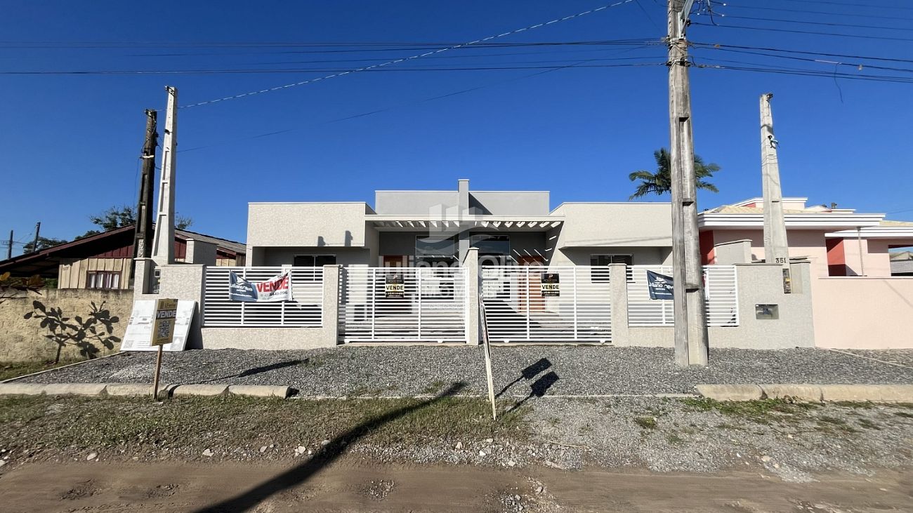 Casa, Casa com Piscina e 1 Suíte - Barra do Saí - Itapoá - Barra do Sai