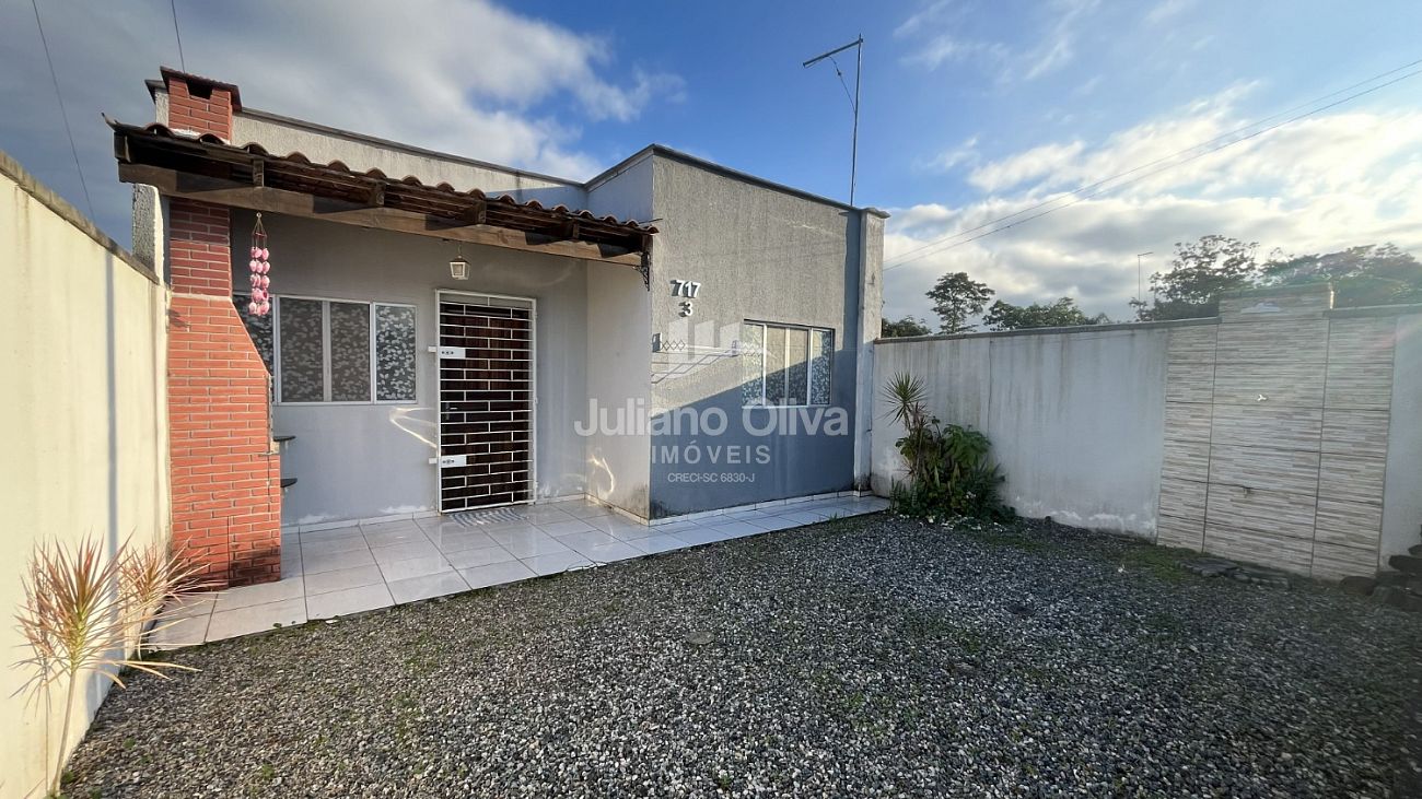 Casa, Casa á Venda com 2 Quartos - Barra do Saí - Itapoá - Barra do Sai