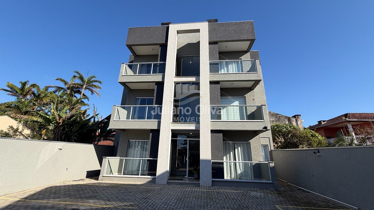 Apartamento, CONDOMINIO EDIFICIO POMMER: À venda 350m do mar - 3º andar - Itapoá - Itapema do Norte