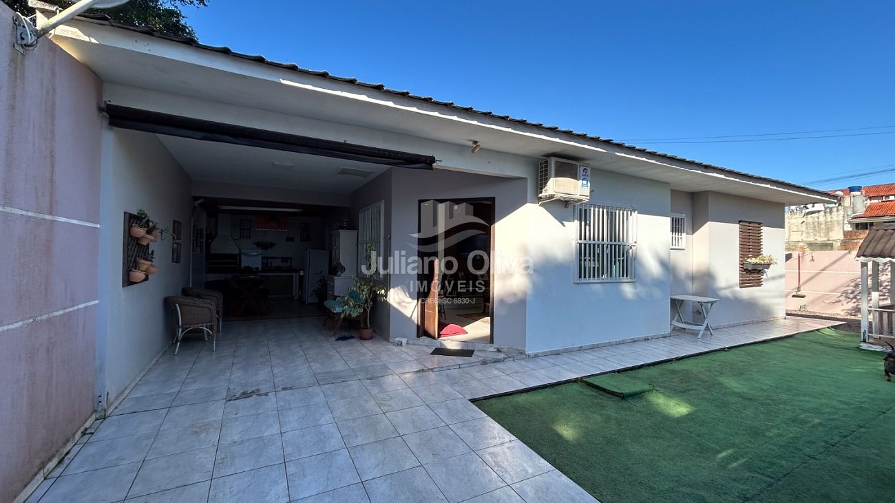 Casa, Casa Venda á 200m do Mar - Centro - Itapoá - Centro
