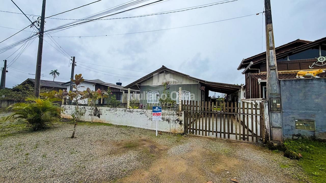 Terreno, Terreno Urbano com Casa de Madeira - Itapoá - Barra do Sai